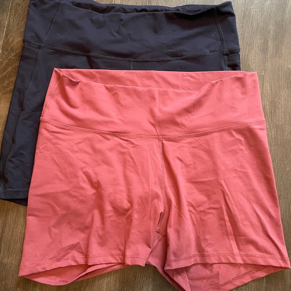 2 pair Old Navy compression shorts sz. XXL - Picture 1 of 2